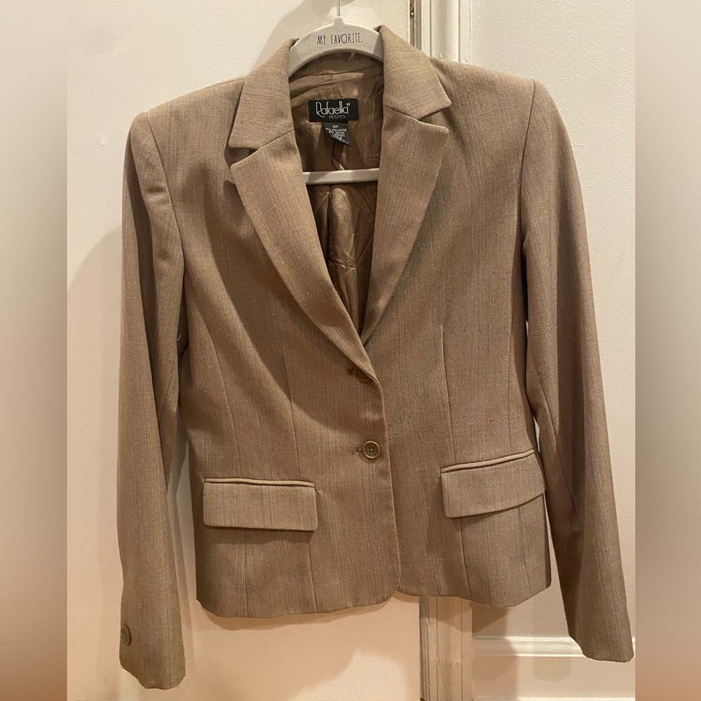 Rafaela tan plaid with light blue blazer 6P